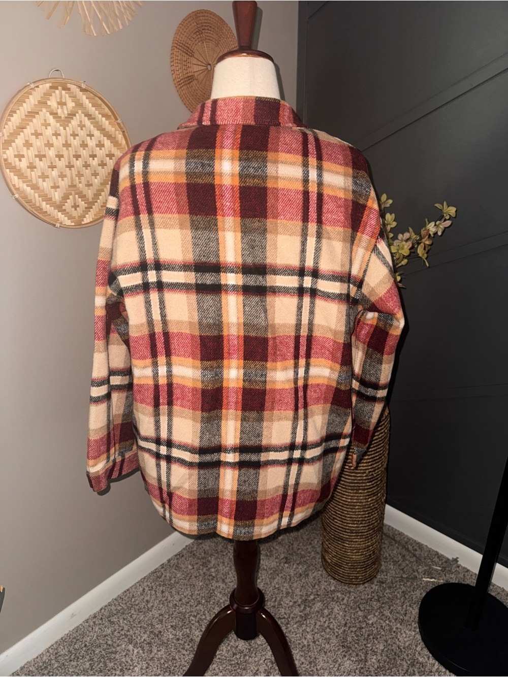 Boutique Plaid Shacket Jacket Cream & Burgundy cozy plaid trendy fall layer - Picture 2 of 8